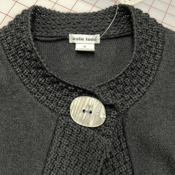 KATIE TODD NWT 100% Wool Button/Snap Detail Trim Long SLV Swing Cardigan SZ 1X - Picture 10 of 16